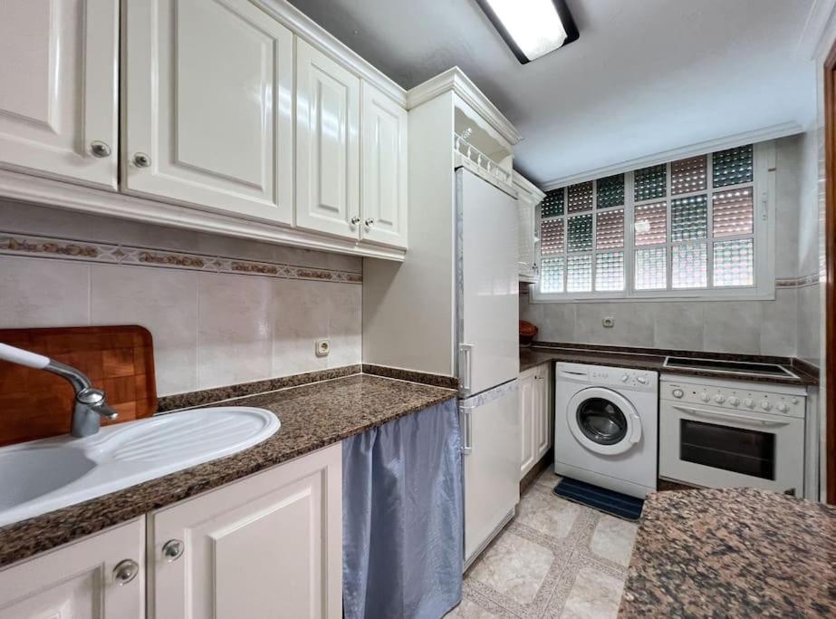 Apartamento En Эль-Пуэрто-де-Санта-Мария Экстерьер фото